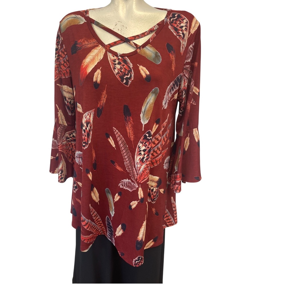 Womens Red Feather Printed Strappy Cross‎ Neck Blouse Size M 3/4 Flowy Sleeve